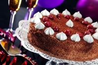 Wiśniowe marzenie z czekoladą i kremem - tort schwardzwaldzki
